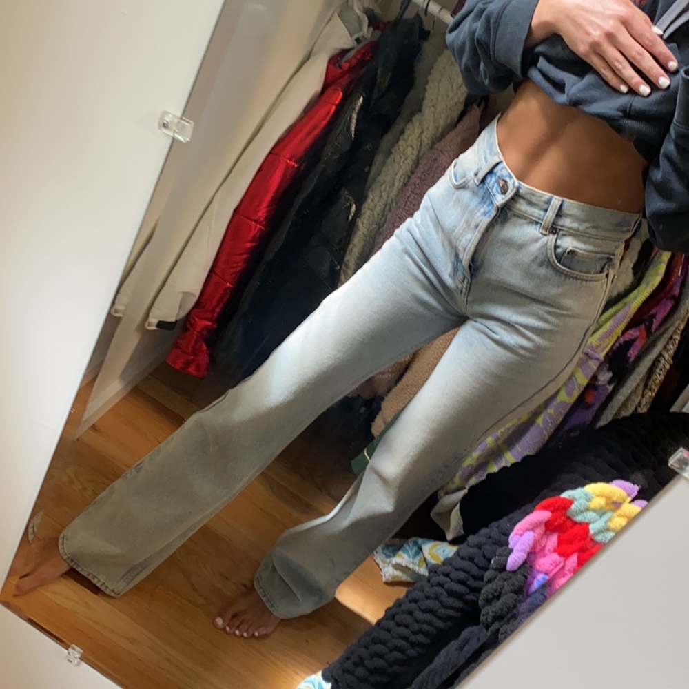 BALENCIAGA LIGHT WASH JEAN ✨ - Picture 7 of 10
